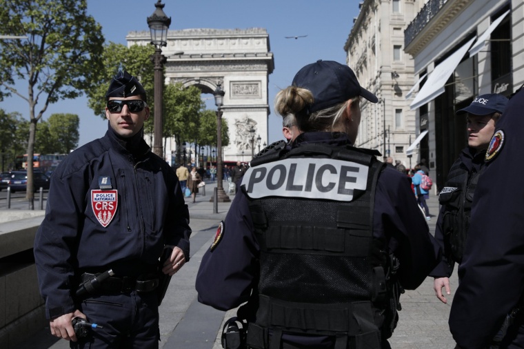 Во Франции россиян приговорили к тюремным срокам по делу о потасовках на Евро-2016