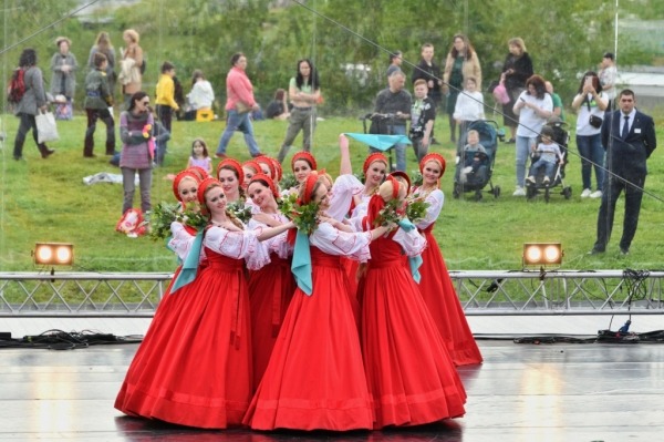 На мультикультурном фестивале в Австралии запретили исполнять русские песни