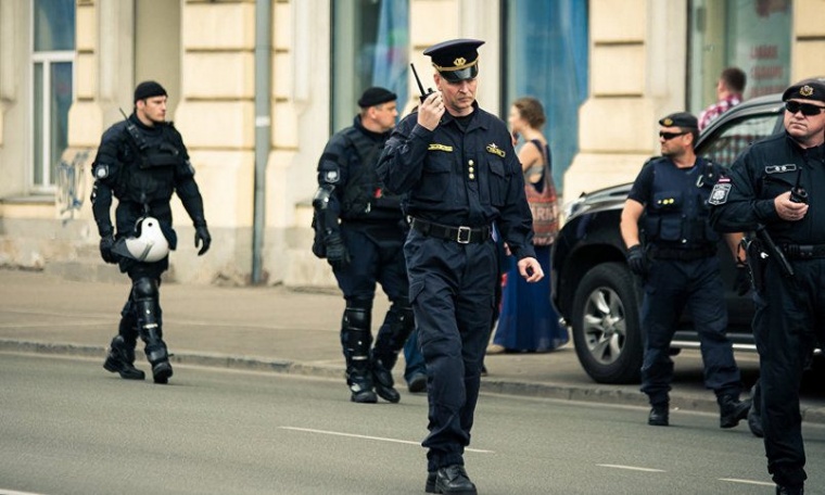 Латвийская полиция пригрозила ответственностью за исполнение песни «Катюша»