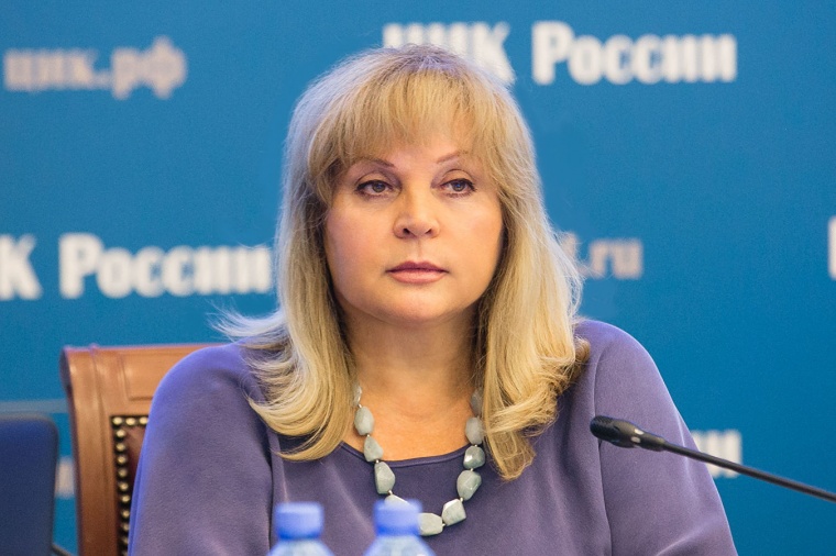 Элла Памфилова: проживающие за рубежом россияне смогут проголосовать в консульствах на осенних выборах