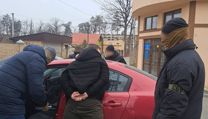 Силовики СБУ провели обыски у правозащитников УПЦ и журналистов из СПЖ