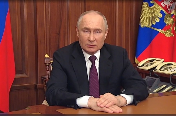 Президент РФ Владимир Путин дал поручения по продвижению русского языка за рубежом