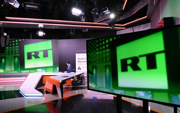 Глава Еврокомиссии заявила, что в ЕС запретят работу RT и Sputnik