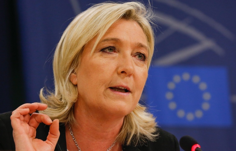 Facebook заблокировал интервью RT France с депутатом Европарламента
