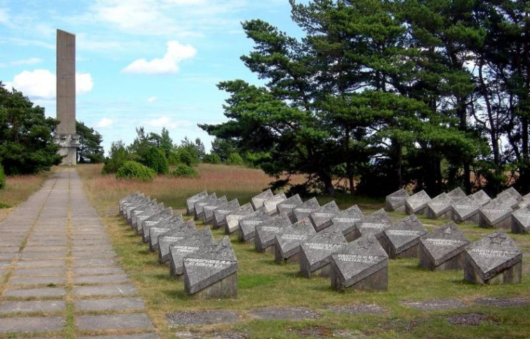 В Эстонии планируют уничтожить очередное мемориальное кладбище солдат Красной армии