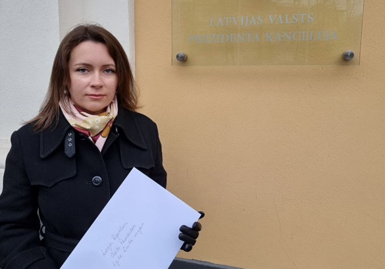 Запрет Георгиевской ленты в Латвии обернется судами, заявили в РСЛ