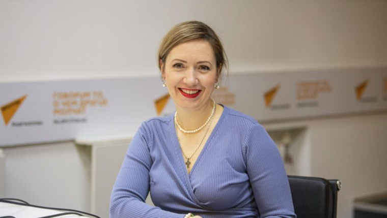 Галина Кетова: новый закон о госязыке в Киргизии противоречит Конституции