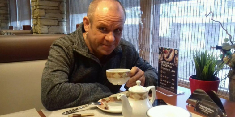 В Латвии начат сбор средств для арестованного активиста Александра Жгуна