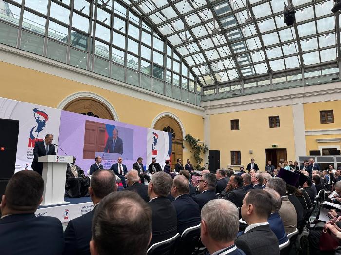 Министр иностранных дел России Сергей Лавров открыл конгресс русофилов 