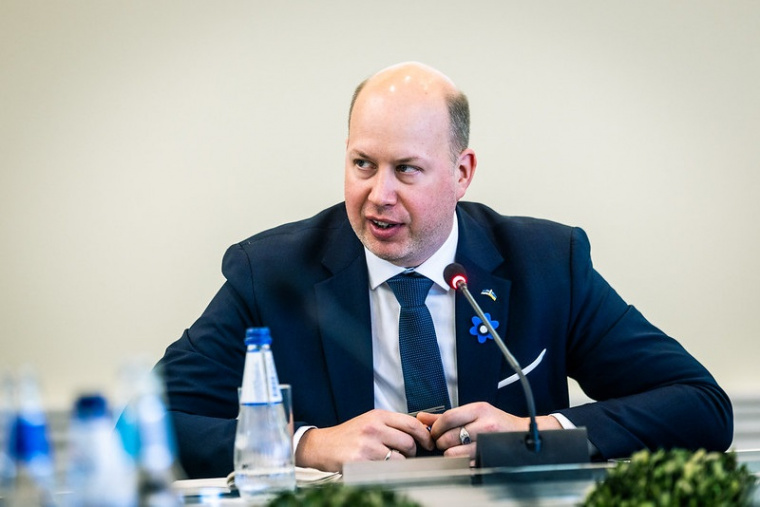 Гражданам России без долгосрочного ВНЖ хотят запретить покупать недвижимость в Эстонии