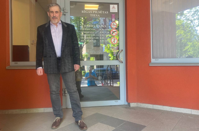 В Риге прошло заседание по делу оппозиционного журналиста Владимира Линдермана