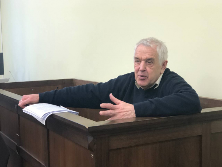 В Рижском суде состоялось очередное заседание по делу правозащитника Александра Гапоненко