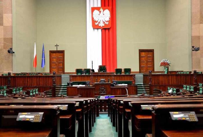 Польская оппозиция сорвала голосование в Сейме по антироссийской резолюции