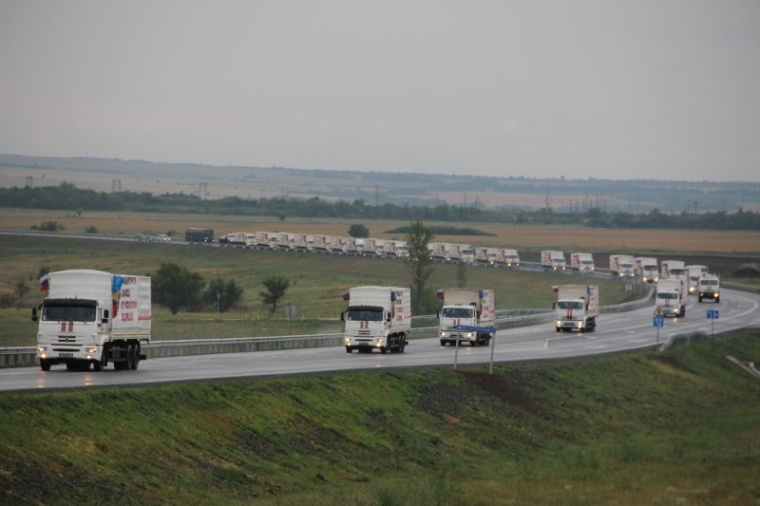 Почти 120 тонн гуманитарных грузов доставила в Долнбасс 99-я колонна МЧС России