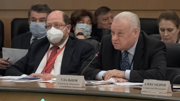 Александр Удальцов: Россия нуждается в конкретных предложениях от соотечественников по защите их прав
