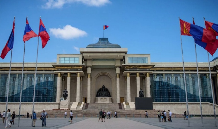 Учителя обратились в парламент Монголии из-за планов отменить обязательное изучение русского языка