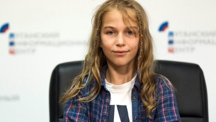 Украина добавила в список своих «врагов» 12-летнюю писательницу из Луганска 