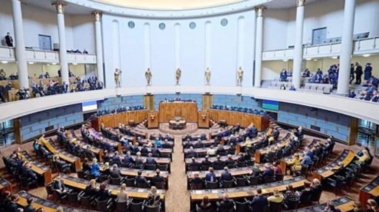Парламент Финляндии поддержал упрощение процедуры конфискации домов россиян