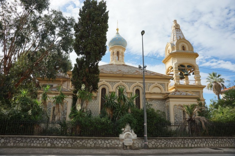Французский суд передал России храм Архангела Михаила в Каннах